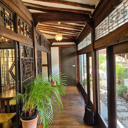 Hyuhyudang Hotel Gyeongju Buitenkant foto